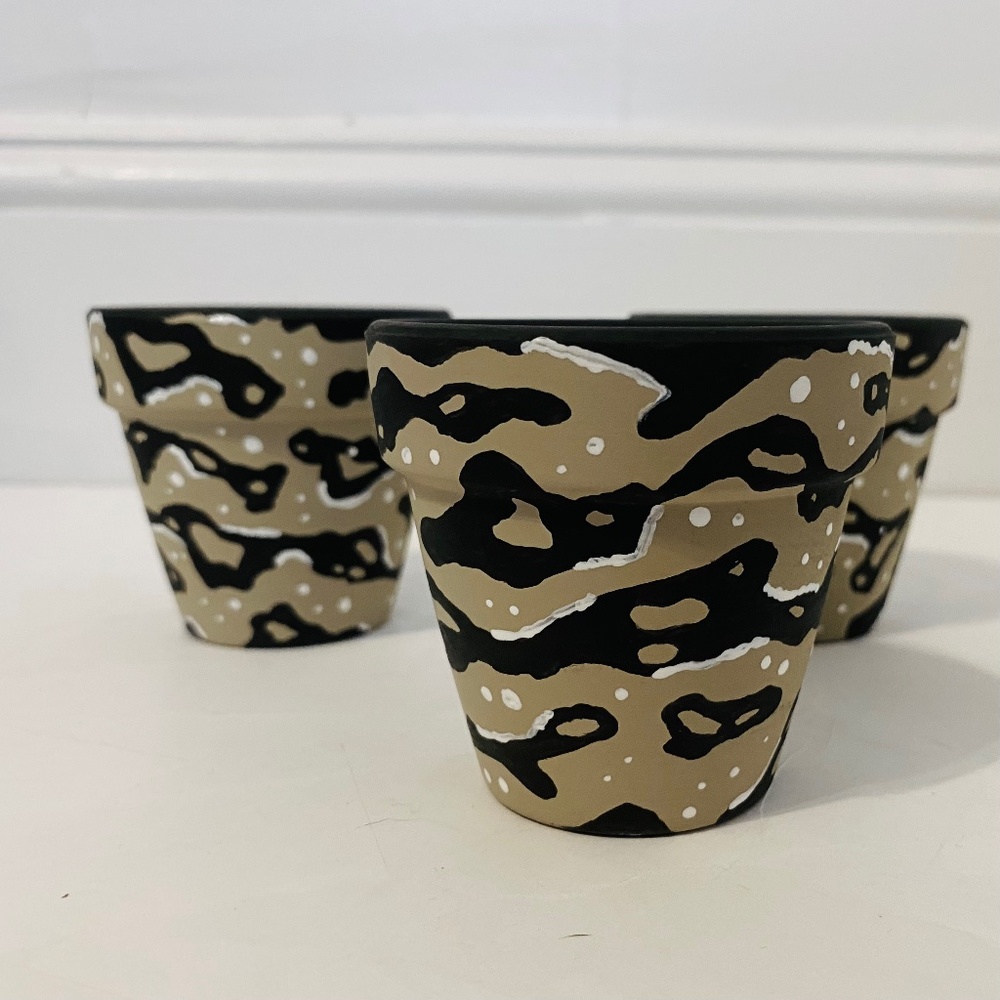 3PC. Hand-Painted Plant Pots (Beige/Tan)